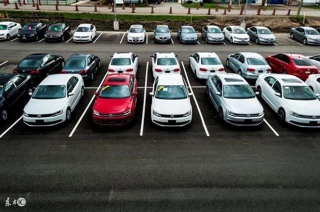 這個智能停車場，停取車只需3分鐘，基本都由機(jī)器人來完成！