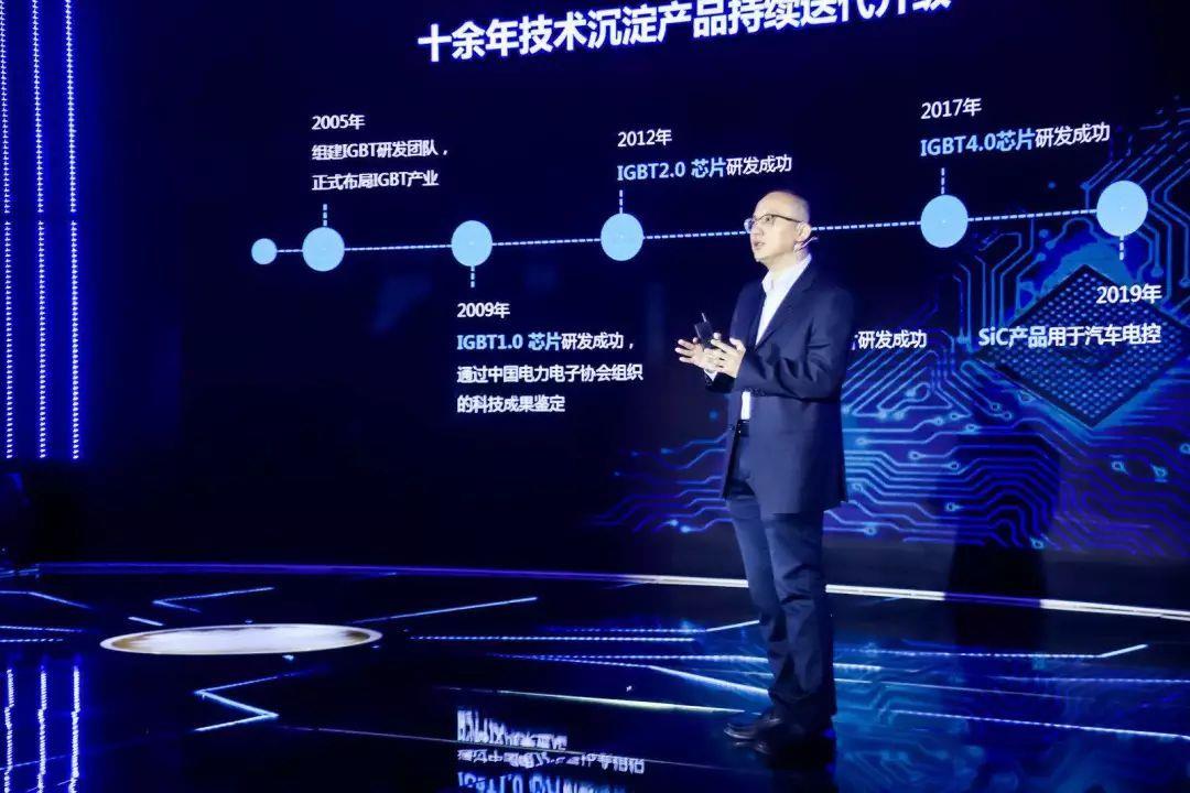 用自研芯片和新材料，比亞迪想要深挖電動轎車的護城河