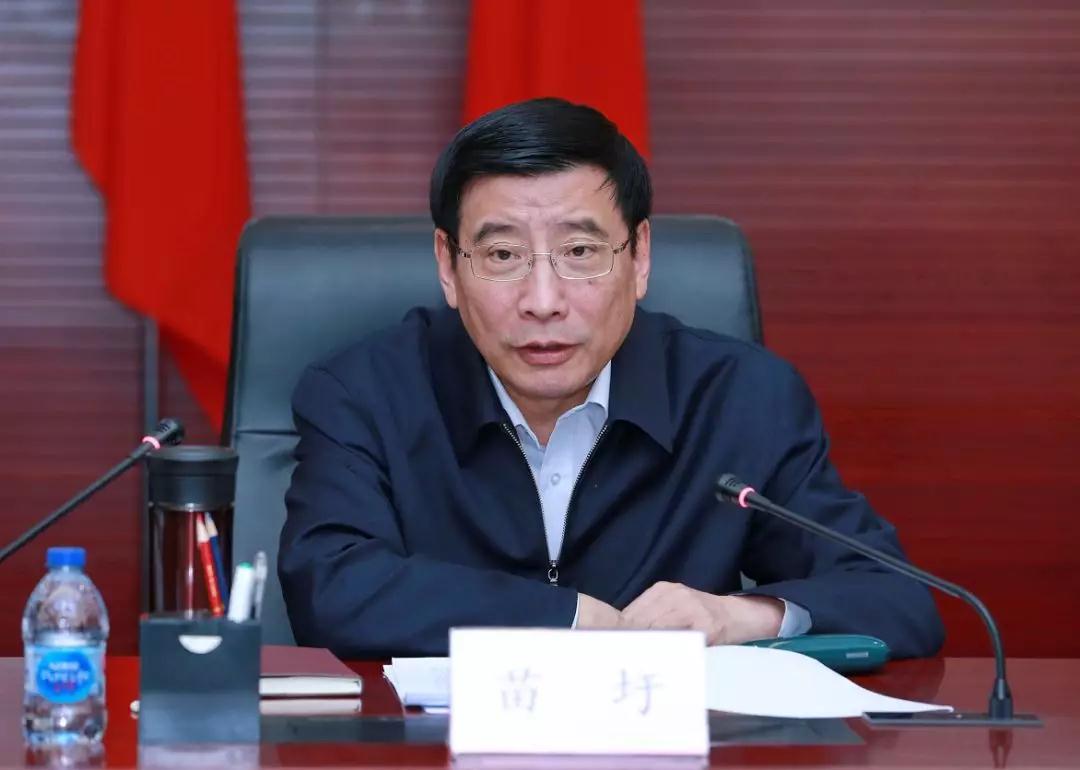 安全是榜首要?jiǎng)?wù) 新能源轎車(chē)工業(yè)還在“爬坡過(guò)坎”
