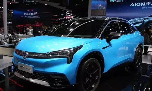 新能源汽車銷量增速“剎車”，下一個(gè)突破口何在？