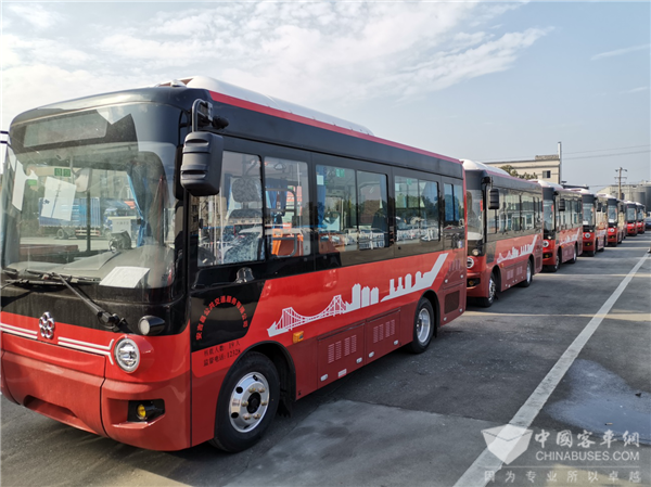 推進(jìn)城鄉(xiāng)一體化 銀隆純電動微公交在全國多地上線投運(yùn)