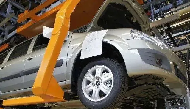 全面停產！配件嚴重短缺！最大汽車制造廠停產……